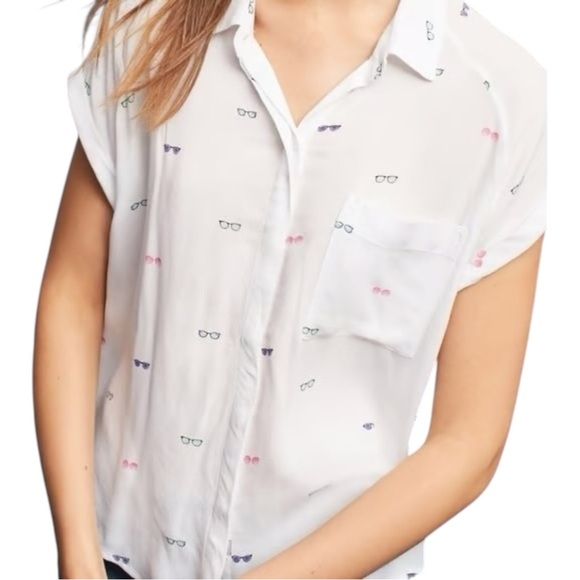 RAILS Whitney Shirt in Chase Sunglasses Print Short Sleeve Button Down Top Large